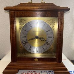 Howard Miller Dual Chime Medford Mantel Clock 612-481 Cherry Finish Tested WORKS