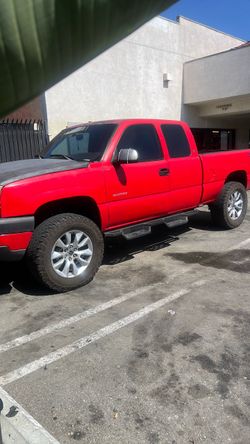 Chevrolet Silverado Extended Cab Pickup Truck