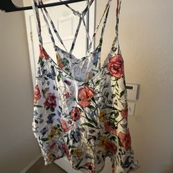 Women’s Spring Tops