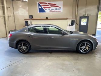 2014 Maserati Ghibli
