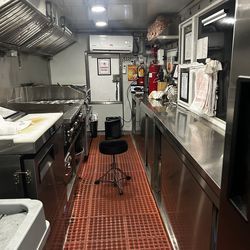 18’ Food Trailer