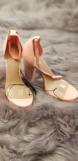 BRAND NEW Powder pink suede ankle strap thick open toe clear strap heel forever 21