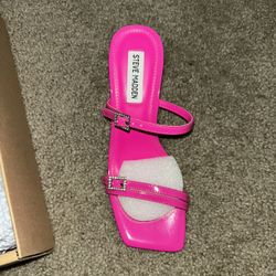 Steve Madden Women’s Feels
