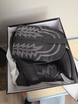 Cowgirl Boots size 11