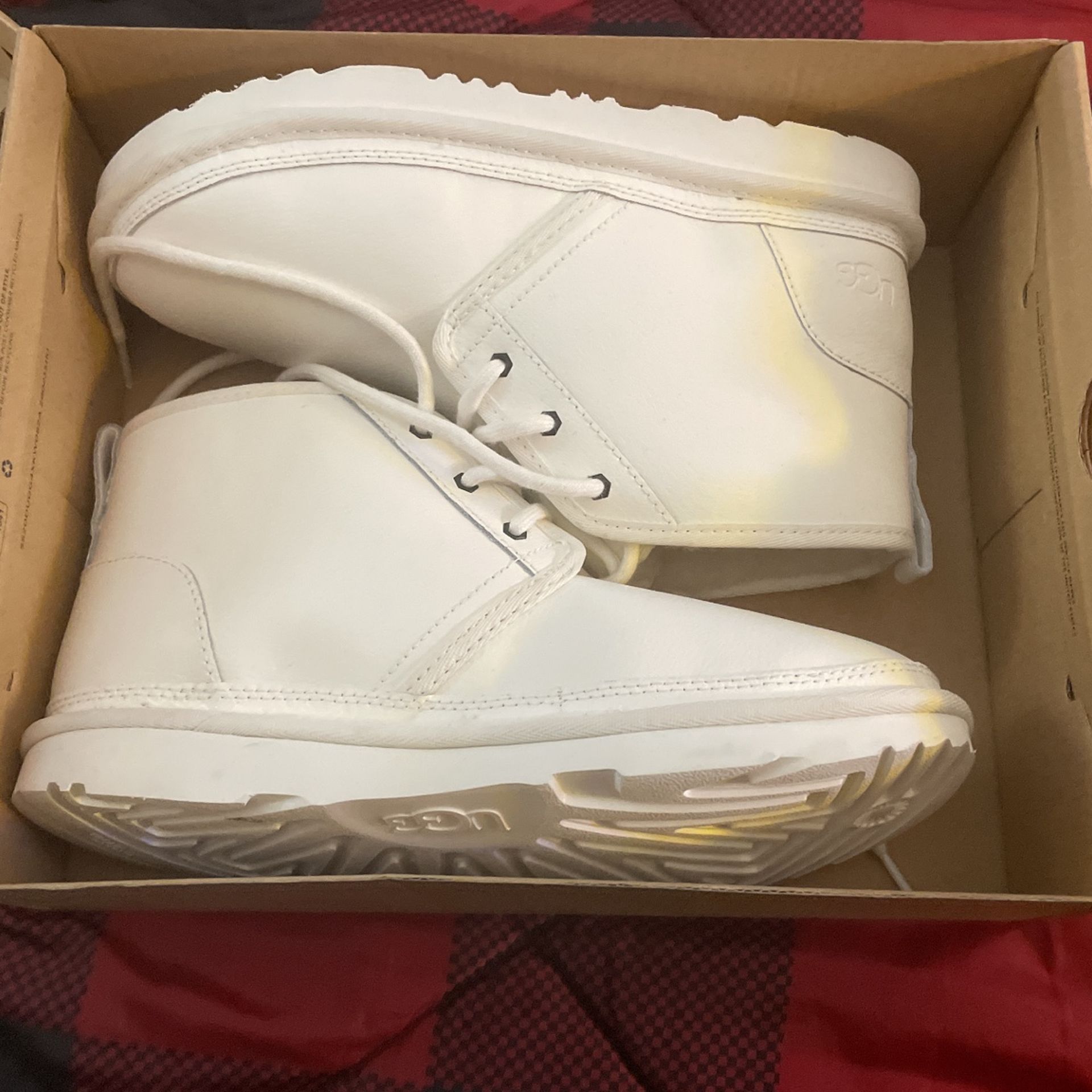 Uggs Brand New. Never Use