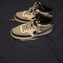 Nike Court Vision Size 10.5