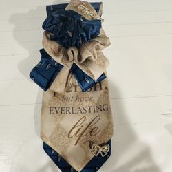 Necklace Ties