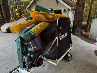Cyclone Rake Leaf Vacuum