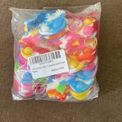 20 Pcs Rainbow Fidget Popper Keychains