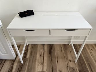Desk IKEA | Alex