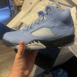 Jordan 5 UNC 