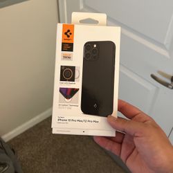 Spigen IPHONE 13/12 Pro Max Case 