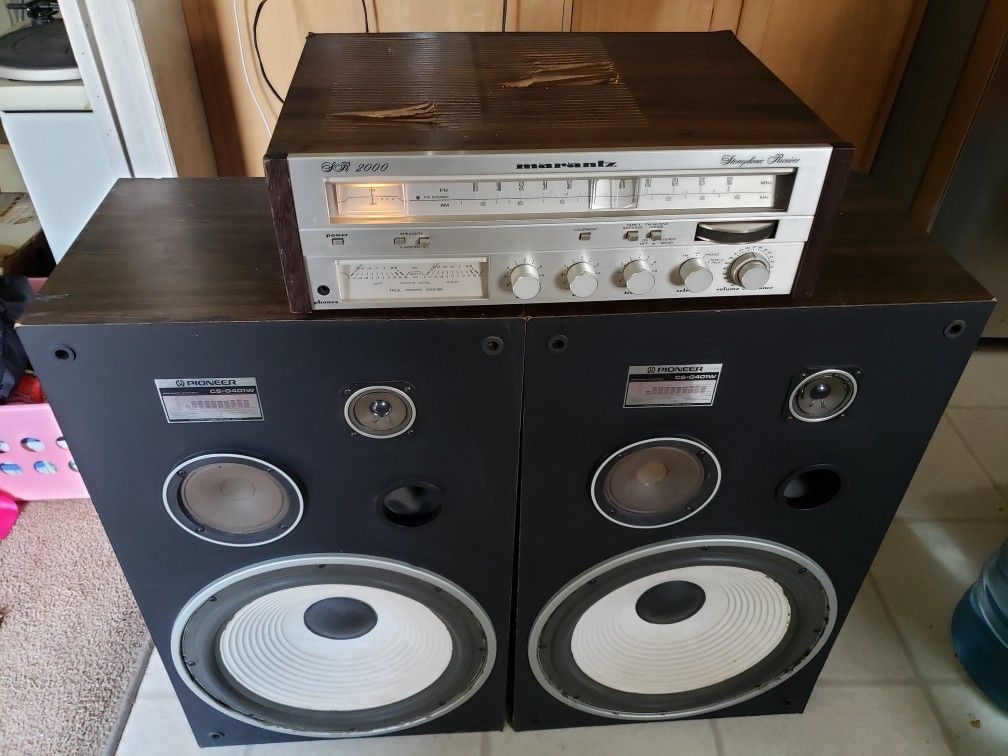 Vintage 1970s Marantz Receiver And Pioneer Speakers