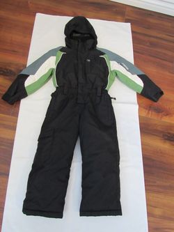 New Fera, 5T Black/Green Snowsuit