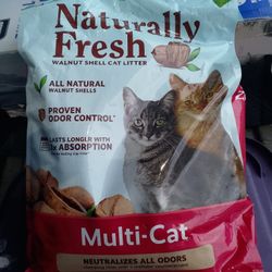 Naturally Fresh Multi Cat Walnut Litter