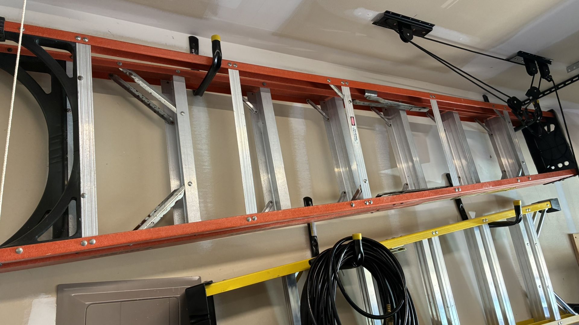 8ft A Frame Fiberglass Ladder