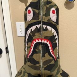 Bathing Ape Bape , Camo Shark Full Zipper Hoodie Size Large 