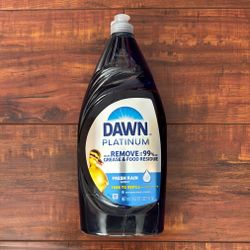 Dawn PLATINUM Dishwashing Liquid; Helps Remive Up To 99% Of GREASE And FOOD RESIDUE: Fresh Rain Scent 32.7 oz