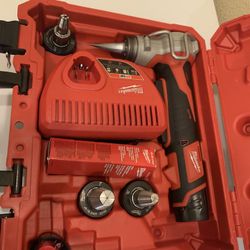 Milwaukee M12 PEX Expander Tool Kit LIKE NEW 