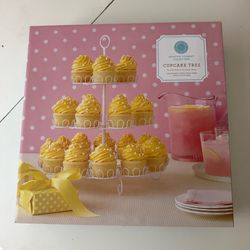 Martha Stewart 3-Tiers  Collapsible Cupcake Tree, hold up to 24 cupcake