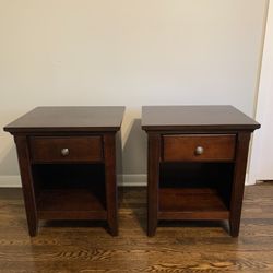 End tables (Set Of 2)