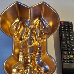 Approx 8" Small Lobster Mold