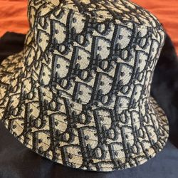 Dior Men’s Textile Accessories M. Woven Hat, color C189, size TL,