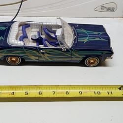 Lowrider Model With Active Suspension 