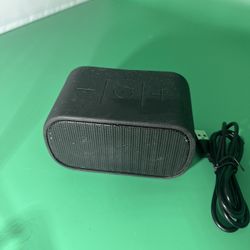 UE MINI BOOM wireless portable Bluetooth Speaker ULTIMATE EARS-Black 