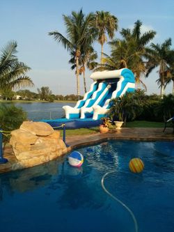 18 Foot Wave Waterslide and Splash Pool
