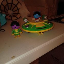 Bonkers Flying Sauser