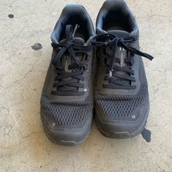On Cloud Shoes 
