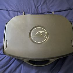 GAEMS PORTIBULE GAMING STATION