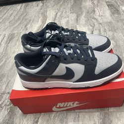 Dunk low Georgetown size 12 men