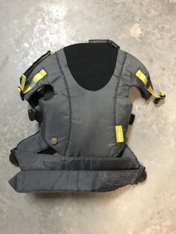 Infantino Baby carrier