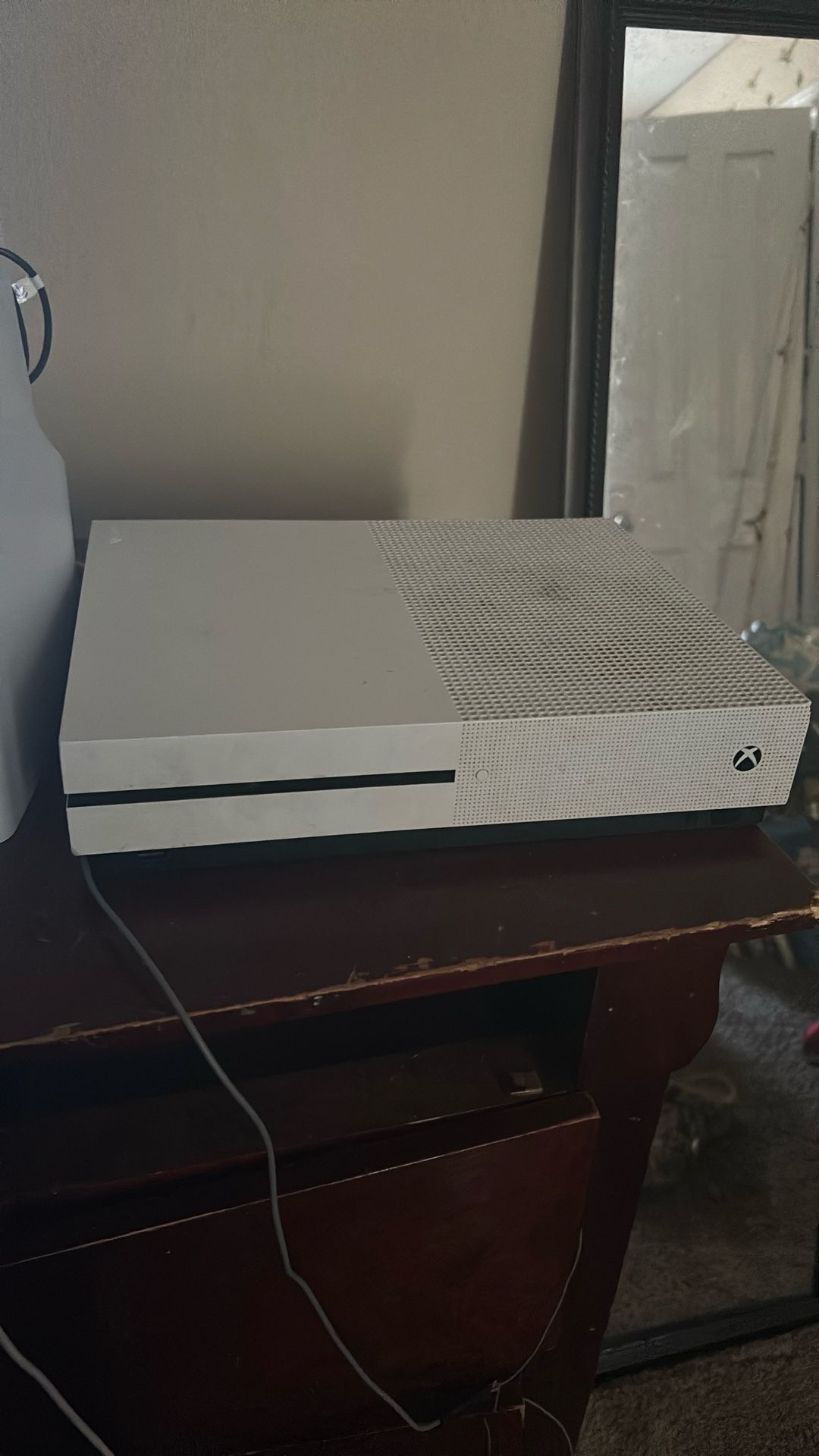 Xbox One S