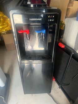 Farberware. Water dispenser  hot - cold