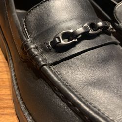Coach Authentic 11.  Black Leather.  Aventura