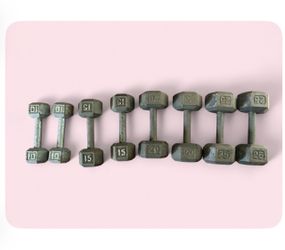 Cast Iron Hex Dumbbell Set 2/10. 2/15. 2/20. 2/25
