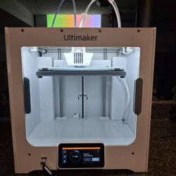 Ultimaker S3 3D Printer