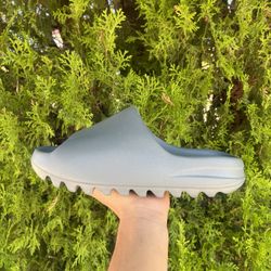 Adidas Yeezy Slide ‘Slate Grey’