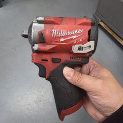 Milwakee 3/8 Stubby Impact