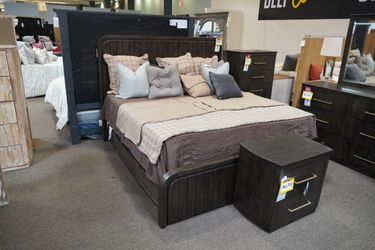 Perennial Home Mezcal King Wood Platform Bed