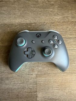 Grey/Blue Xbox One Wireless Controller