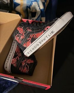 Van Shoes - Stranger Things Size 7 Women