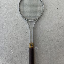 Vintage Wilson Tennis Racket T2000