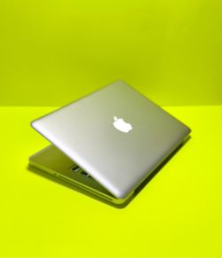 Apple MacBook Pro 13” i5/8GB/256GB SSD $140