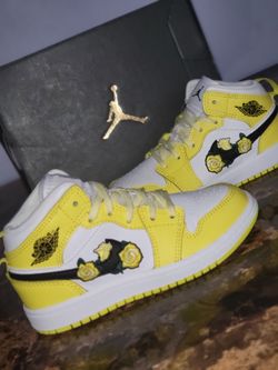 Air Jordan 1 | Mid SE PS Rose Patch Dynamic Yellow
| AV5173 700
| 11 Kids