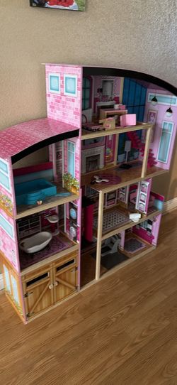 doll house