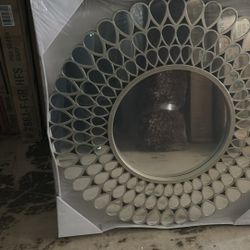 Mirror New